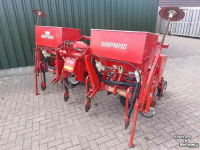 Seed drill Gaspardo 4 rij maiszaaimachine