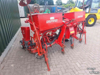 Seed drill Gaspardo 4 rij maiszaaimachine