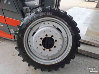 Wheels, Tyres, Rims & Dual spacers BKT 230/95R32 & 270/95R48