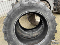 Wheels, Tyres, Rims & Dual spacers BKT 420/85R38, 16.9-38 BKT en Michelin banden