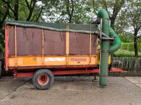 Leaf vacuum Miedema zuigwagen