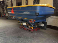 Fertilizer spreader Bogballe M2W Q