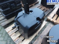 Frontweights  900 kg gewichtenblok compact Pateer VTM