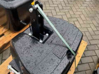 Frontweights  900 kg gewichtenblok compact Pateer VTM