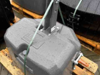 Frontweights  900 kg gewichtenblok compact Pateer VTM