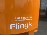 Sawdust spreader for boxes Flingk SE250
