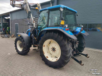 Tractor New Holland T5050 met voorlader