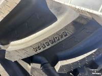 Wheels, Tyres, Rims & Dual spacers BKT 540/65R28  Agrimax RT657 Nieuw