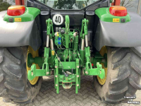 Tractor John Deere 6090M