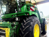 Forage-harvester John Deere 8600 40 KM Korrelkneuzer