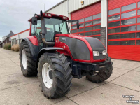 Tractor Valtra T130