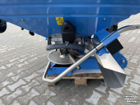 Fertilizer spreader Lemken Lemken Tauri 8 kunstmeststrooier