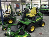 Ride-on mower John Deere 1550