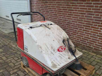 Sweepers and vacuum sweepers  Elektrische veegmachine / veegbezem