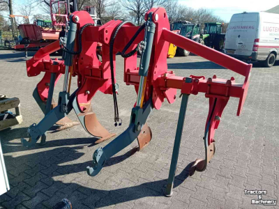 Deep subsoiler Unia Plow B4