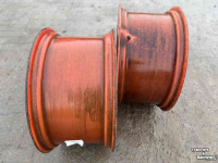 Wheels, Tyres, Rims & Dual spacers  14x30 velgen