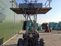Articulated platforms Shibaura ruwterrein fruitteelt hoogwerker schaarlift