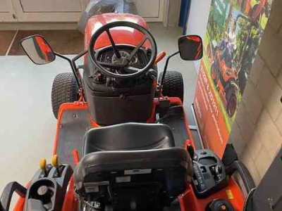 Tractor Kubota BX231
