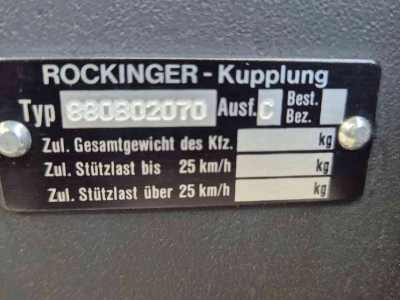 Other tractors and accessories  Rockinger trekhaakframe met K80 en onderbrug op statief