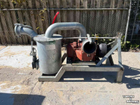 Manure pump Battioni Pagani Mestpomp BR 200 op driepunt met stenenvanger