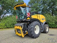 Forage-harvester New Holland FR 650