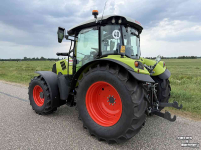 Tractor Claas ARION 420 TREND