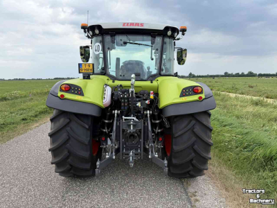 Tractor Claas ARION 420 TREND