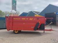 Silage-block distribution wagon Schuitemaker Amigo 40S blokkendoseerwagen