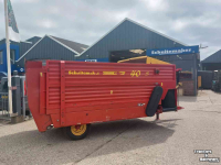 Silage-block distribution wagon Schuitemaker Amigo 40S blokkendoseerwagen