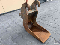 Excavator buckets  Banaanbak