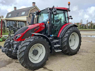 Tractor Valtra G125eA