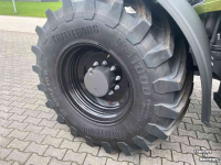 Tractor Valtra Q225