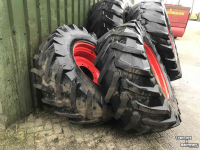 Wheels, Tyres, Rims & Dual spacers Trelleborg 650/65R38 en 540/65R28