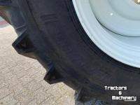 Wheels, Tyres, Rims & Dual spacers  Ceat 710/70R38 Banden