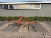 Other tillage machinery and accessories  Overige vaste tand
