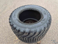 Wheels, Tyres, Rims & Dual spacers BKT 800/45R26.5 Flotation 648