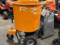 Sawdust spreader for boxes Flingk SE 250