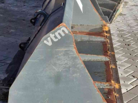 Loading buckets VTM SGB 2400 met EURO