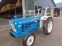 Tractor Ford 2000
