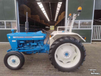 Tractor Ford 2000