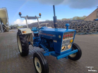 Tractor Ford 2000