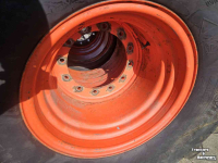 Wheels, Tyres, Rims & Dual spacers Michelin 1000/50R25. 40 mm