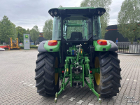 Tractor John Deere 5100M