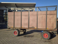 Low loader / Semi trailer  VIERWIELIGE VEEKAR