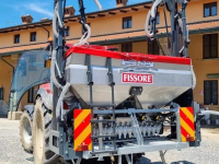 Fertilizer spreader Fissore Tot maximaal 21 meter 16 uitgangen pneumatische kunstmeststrooier