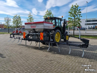 Fertilizer spreader Fissore Tot maximaal 21 meter 16 uitgangen pneumatische kunstmeststrooier