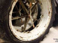Wheels, Tyres, Rims & Dual spacers Molcon 13.6X38 5D34 40%