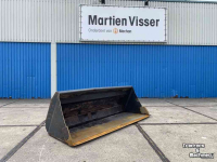Loading buckets Stoll Schepbak 220