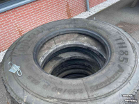 Pasture harrow Pirelli Weidesleep banden 295/80 R 225