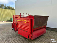 Silage-block distribution wagon Schuitemaker Amigo 20s